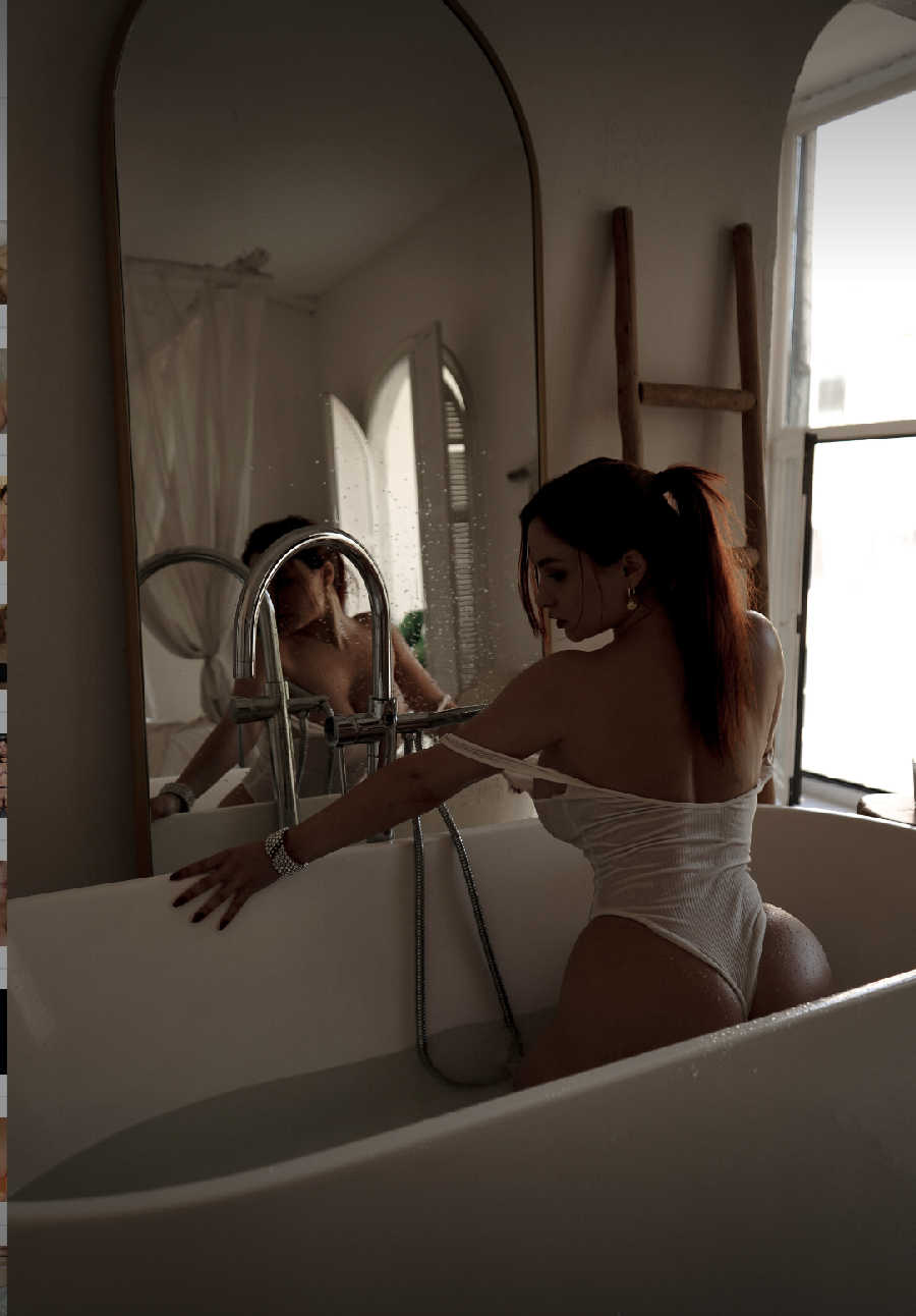 A playful frame from Miranda Faith nude — online in Taguig