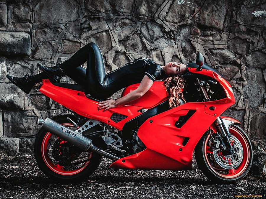 Beautiful girl Beautiful girls and motorcycles in Taguig