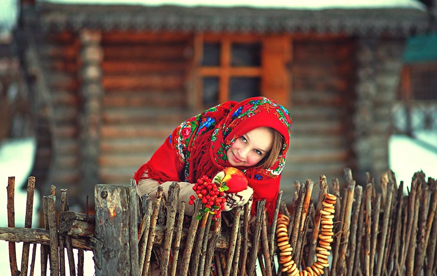 Sexy girl Women in Slavic costumes in Taguig