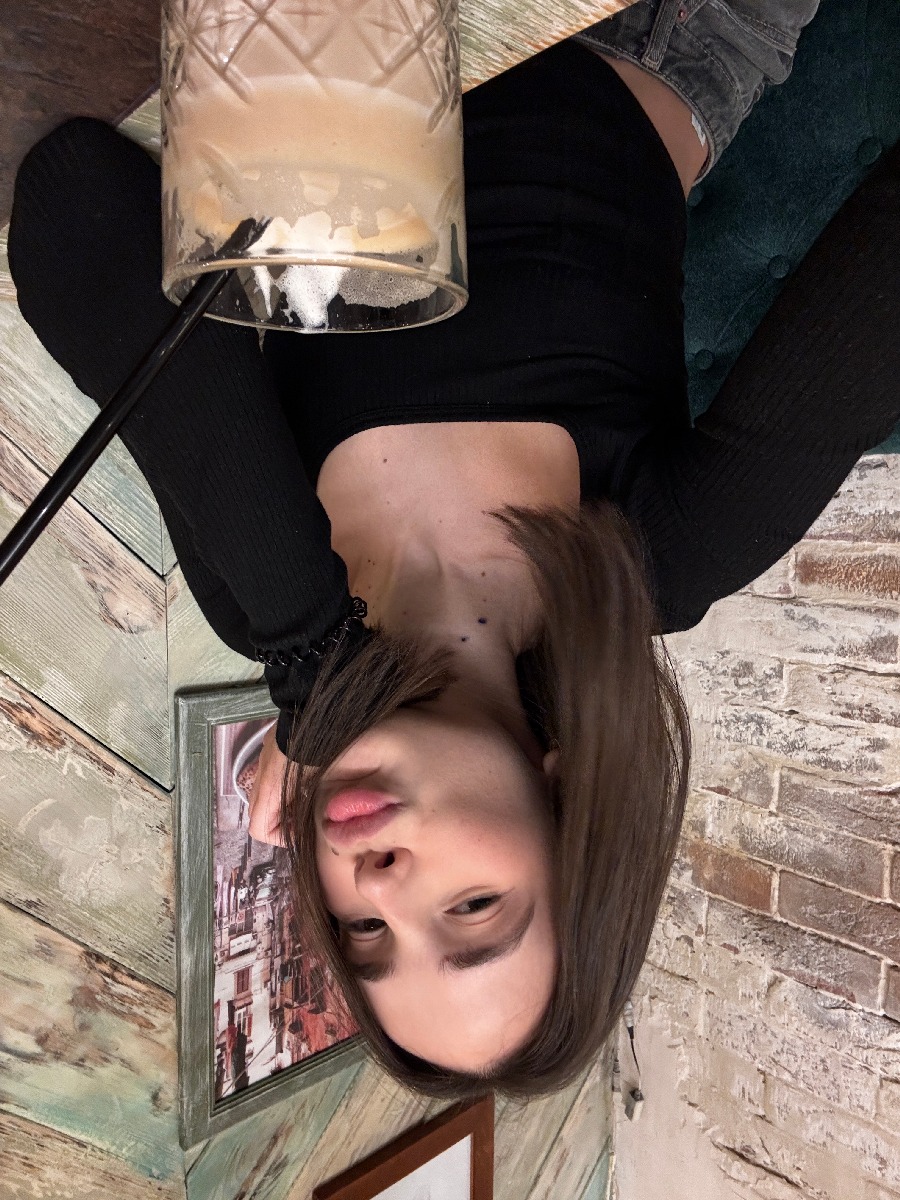 Fresh photos, fresh mood — Tina online in Taguig